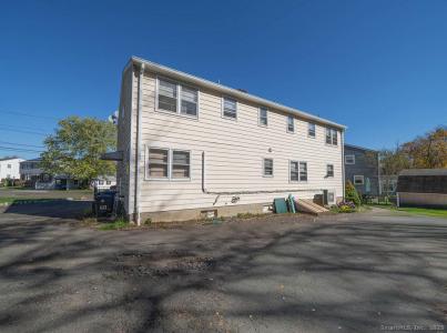 66 Elizabeth Ann Drive, New Haven, Connecticut 06512, USA