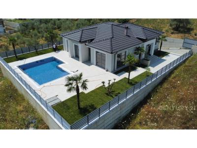 Farkë, Tirana, Albania