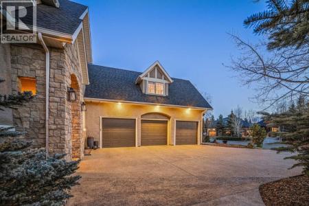 323 SNOWBERRY PLACE, Rural Rocky View County, Alberta T3Z 3E4, Canada