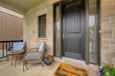 546 BRIDGEMILL CRESCENT, Kitchener, 安大略省 N2A 0K3, 加拿大