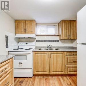 886 BRIMORTON DRIVE, Toronto (morningside), Ontario M1G 2T6, Canada