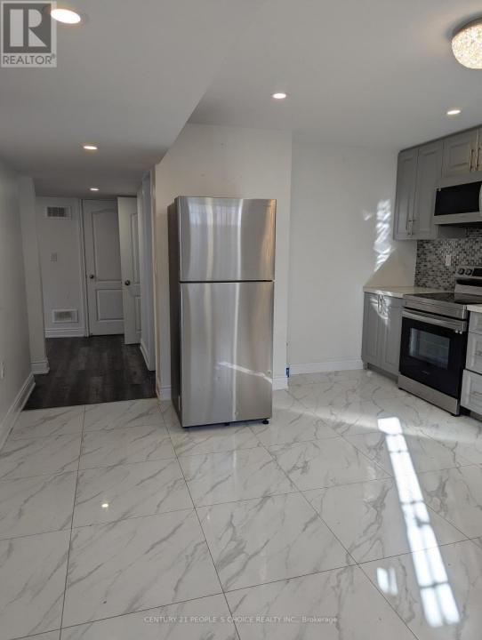 447 RIVERMONT ROAD, Brampton (brampton South), Ontario L6Y 6C2, Canada