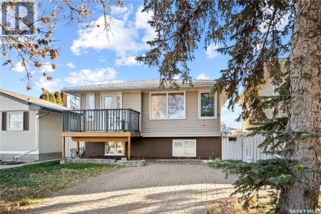 66 BRUCE PLACE, Regina, Saskatchewan S4R 5Y3, CANADÁ