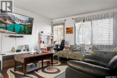 66 BRUCE PLACE, Regina, Saskatchewan S4R 5Y3, CANADÁ