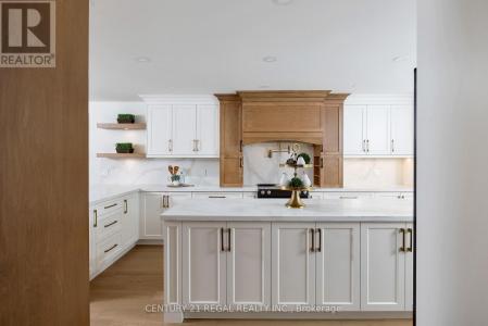 5535 CEDAR SPRINGS ROAD, Burlington, Ontario L7P 0C2, Canada