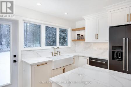 5535 CEDAR SPRINGS ROAD, Burlington, Ontario L7P 0C2, CANADÁ