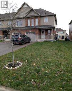 371 VINCENT DRIVE, Ayr, Ontario N0B 1E0, Canadá