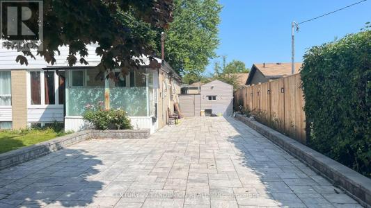 215 BROWNDALE CRESCENT, Richmond Hill (crosby), 온타리오주 L4C 3H9, 캐나다