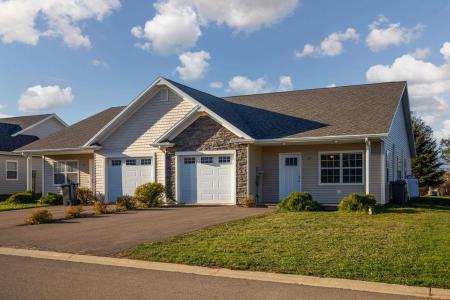 24 HOLMES LANE, Charlottetown, Prince Edward Island C1C 1R5, Canada