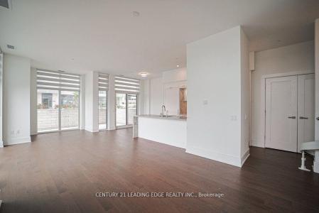 20 INN ON THE PK DRIVE, Toronto, Ontario M3C 0P8, Canada