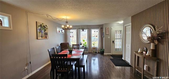 914 108TH AVENUE, Tisdale, Saskatchewan S0E 1T0, Canada