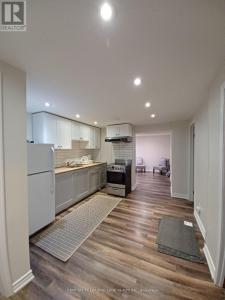 87 PINEMORE CRESCENT, Toronto (parkwoods-donalda), Ontario M3A 1W5, Kanada