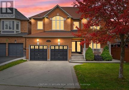 7 YELLOW AVENS BOULEVARD, Brampton (sandringham-wellington), Ontario L6R 0K5, Canada