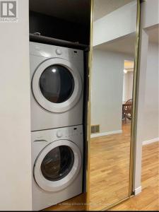 3 BLOSSOM AVENUE, Brampton (downtown Brampton), Ontario L6X 2W2, CANADÁ