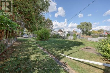 149 STRATHEARNE AVENUE, Hamilton (homeside), 安大略省 L8H 5K7, 加拿大