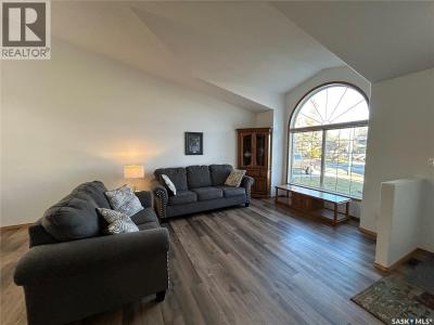 713 9TH STREET, Humboldt, Saskatchewan S0K 2A0, Canada