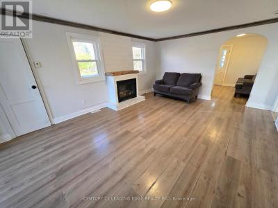 235 BAYVIEW AVENUE, Georgina (keswick South), Ontario L4P 2T4, Kanada