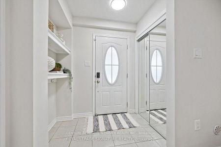 299 CASSON POINT, Milton, Ontario L9E 0A4, Canadá