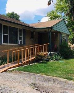 320 ASHBURY ROAD, Oakville, Ontario L6K 2M4, Canada