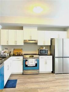 720 GREY STREET, Brantford, Ontario N3S 0K2, Canada