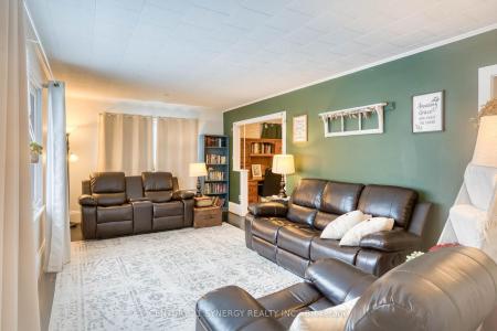 18160 7 HIGHWAY, Tay Valley, Ontario K7H 3C6, Canadá