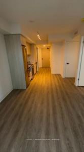 195 COMMERCE STREET, Vaughan, 安大略省 L4K 5Z7, 加拿大