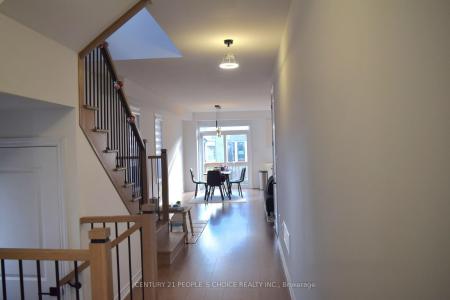 107 MOLOZZI STREET, Erin, Ontario N0B 1T0, Kanada