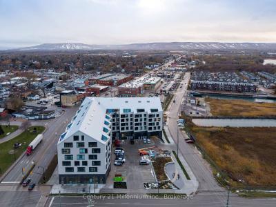 31 HURON STREET, Collingwood, Ontario L9Y 0E8, Canadá