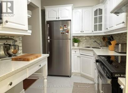 923 BURNS STREET WEST, Whitby (lynde Creek), Ontario L1N 6J5, Canada