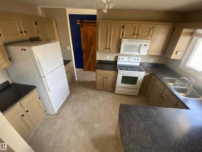 4813 54 ST, Vegreville, 阿爾伯塔 T9C 1N1, 加拿大