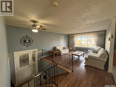 516 6TH AVENUE E, Assiniboia, 서스캐처원주 S0H 0B0, 캐나다