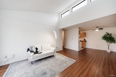 7295 MOFFATT ROAD, Richmond, קולומביה הבריטית V6Y 3E5, קנדה