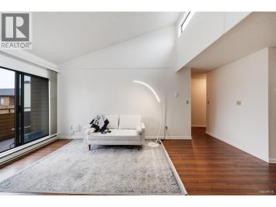 7295 MOFFATT ROAD, Richmond, British Columbia V6Y 3E5, Canada