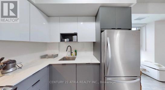 202 BURNHAMTHORPE ROAD EAST, Mississauga (mississauga Valleys), Ontario L5A 0B2, Canada