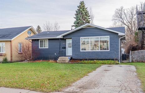 117 DUFFERIN AVENUE EAST, Portage La Prairie, Manitoba R1N 1M4, Canada