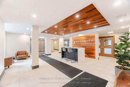 340 PLAINS ROAD E, Burlington, Ontario L7T 4H7, Kanada