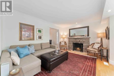 594 NOBLE CRESCENT, Ottawa, أونتاريو K1V 7H9, كندا 