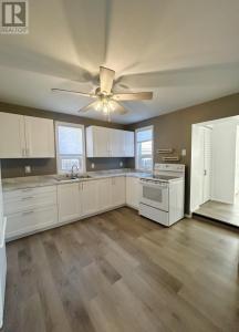 1007 SUNSET DRIVE, Fort Frances, 安大略省 P9A 2T5, 加拿大