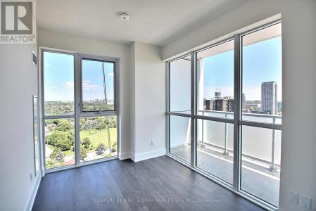 188 FAIRVIEW MALL DRIVE, Toronto (don Valley Village), Ontario M2J 0H7, Canada