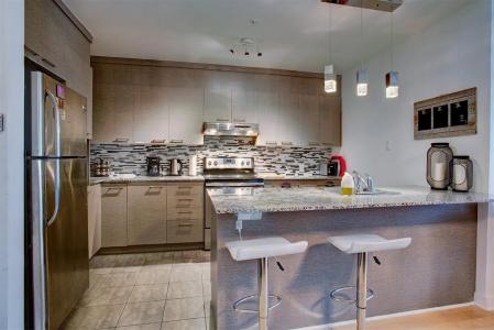 10150 Place de l'Acadie, Montréal (Ahuntsic-Cartierville), ケベック H4N 0C5, カナダ