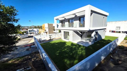 Almada, Setúbal 2815-895, Portugal