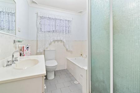 158 and 158b Meadows Road, Mount Pritchard, NSW 2170, Australia