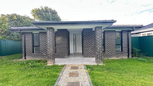7a Carcoola Street, Campbelltown, NSW 2560, Austrália