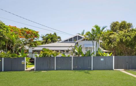 2 Westbrook Street, Woody Point, QLD 4019, Australia