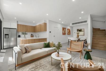 24C Stafford Street, Minto, NSW 2566, Australia