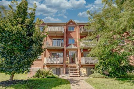 16225  Rue Eugénie-Tessier, Montréal (Rivière-des-Prairies/Pointe-aux-Trembles), Quebec H1A 0A2, Canada