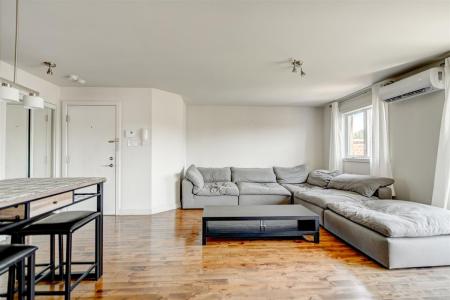 16225  Rue Eugénie-Tessier, Montréal (Rivière-des-Prairies/Pointe-aux-Trembles), Quebec H1A 0A2, Canada