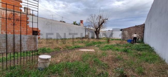 Ituzaingó, GBA Oeste 1713, Argentina