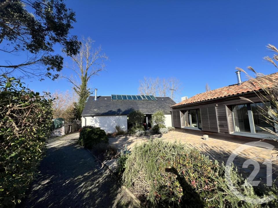 Le Perrier, Pays De La Loire 85300, France