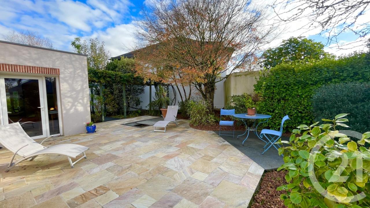 Vannes, Bretagne 56000, France